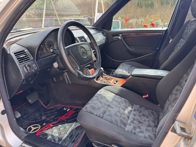Mercedes C 200 1997, 301,599 km - 2.0 l - Bakı