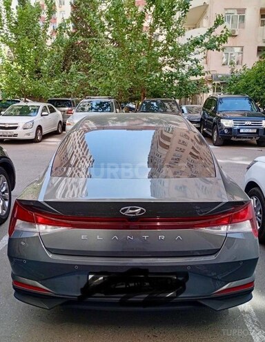 Hyundai Elantra 2023, 13,350 km - 1.6 l - Bakı