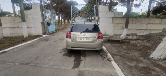 Toyota Corolla 2006, 346,000 km - 1.4 l - Bakı