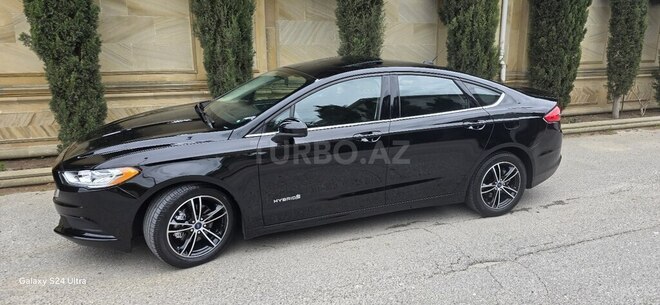 Ford Fusion (North America) 2018, 112,000 km - 2.0 l - Bakı