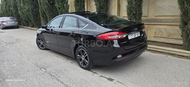 Ford Fusion (North America) 2018, 112,000 km - 2.0 l - Bakı