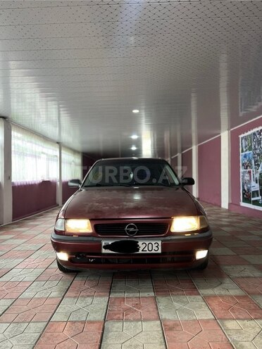 Opel Astra 1997, 321,458 km - 1.6 л - Quba