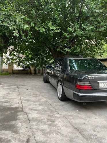 Mercedes E 230 1990, 432,000 km - 2.3 l - Bakı