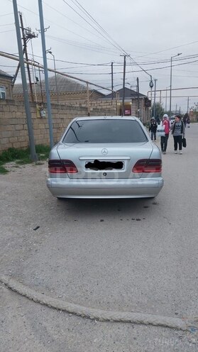 Mercedes E 220 d 1999, 420,850 km - 2.2 l - Bakı