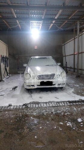Mercedes E 220 d 1999, 420,850 km - 2.2 l - Bakı