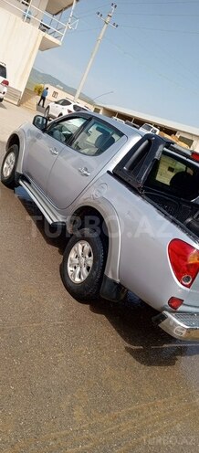 Mitsubishi L200 2011, 400,000 km - 2.5 l - Şabran