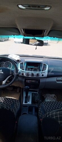 Mitsubishi L200 2011, 400,000 km - 2.5 l - Şabran