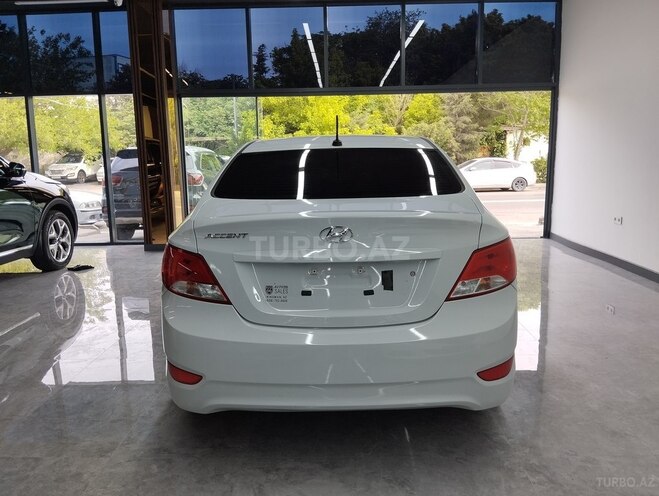 Hyundai Accent 2017, 107,000 km - 1.6 l - Bakı