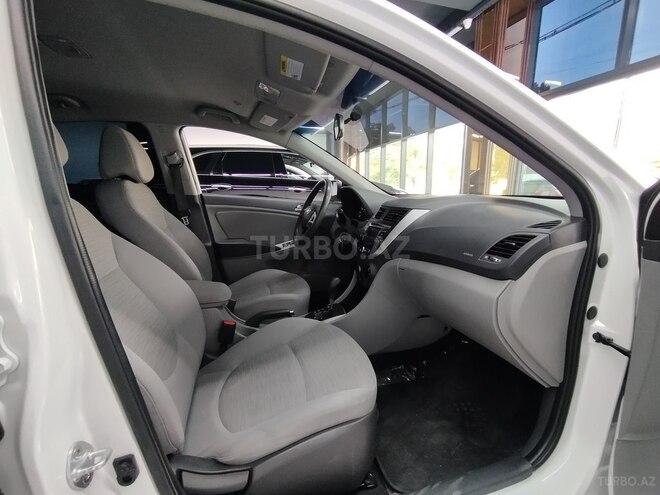 Hyundai Accent 2017, 107,000 km - 1.6 l - Bakı