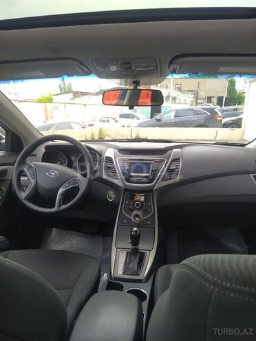 Hyundai Elantra 2015, 162,000 km - 1.8 l - Bakı