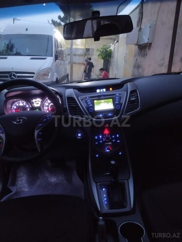 Hyundai Elantra 2015, 162,000 km - 1.8 l - Bakı