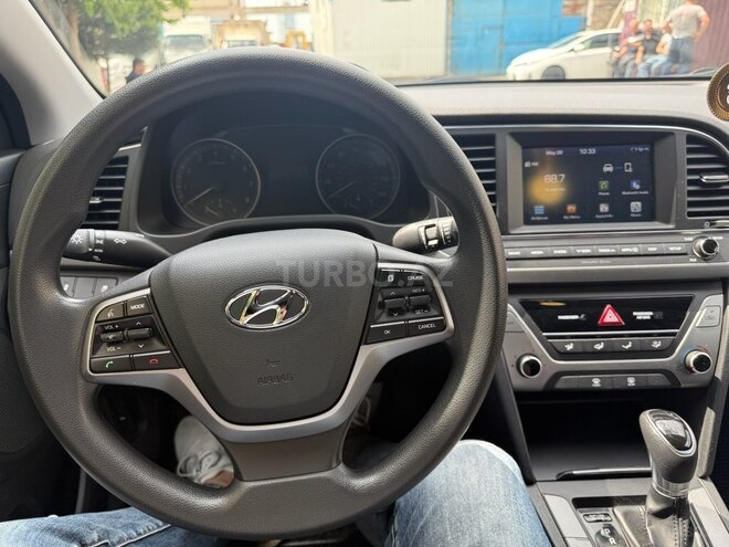 Hyundai Elantra 2017, 143,232 km - 2.0 l - Bakı