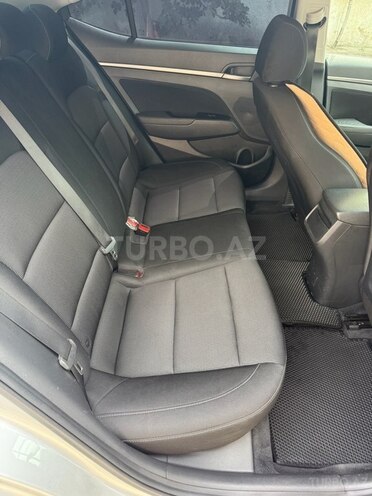Hyundai Elantra 2017, 143,232 km - 2.0 l - Bakı