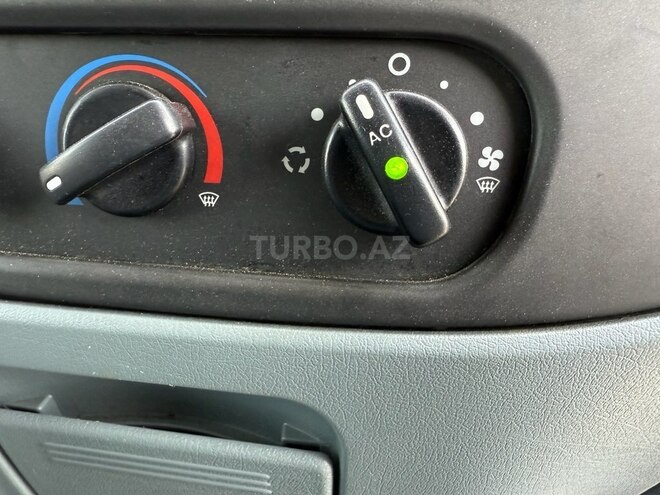 Ford Transit 2010, 182,000 km - 2.4 л - Bakı