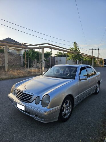 Mercedes E 200 2001, 393,614 km - 2.0 l - Bakı