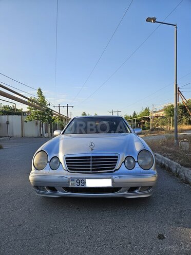 Mercedes E 200 2001, 393,614 km - 2.0 l - Bakı