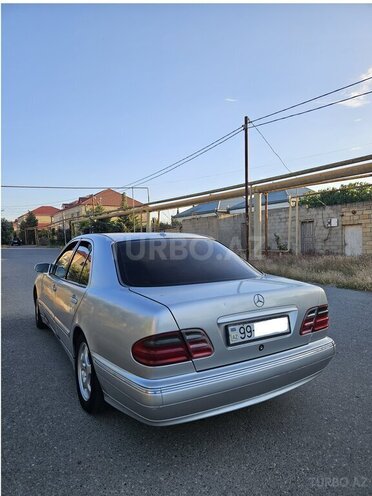 Mercedes E 200 2001, 393,614 km - 2.0 l - Bakı