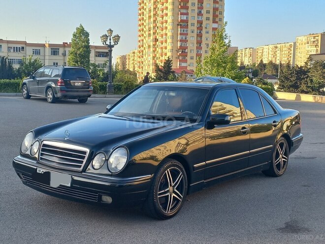 Mercedes E 320 1999, 325,800 km - 3.2 l - Bakı