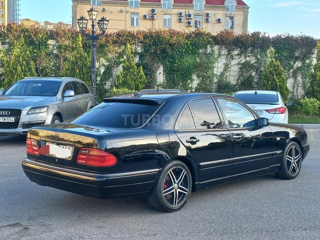 Mercedes E 320 1999, 325,800 km - 3.2 l - Bakı