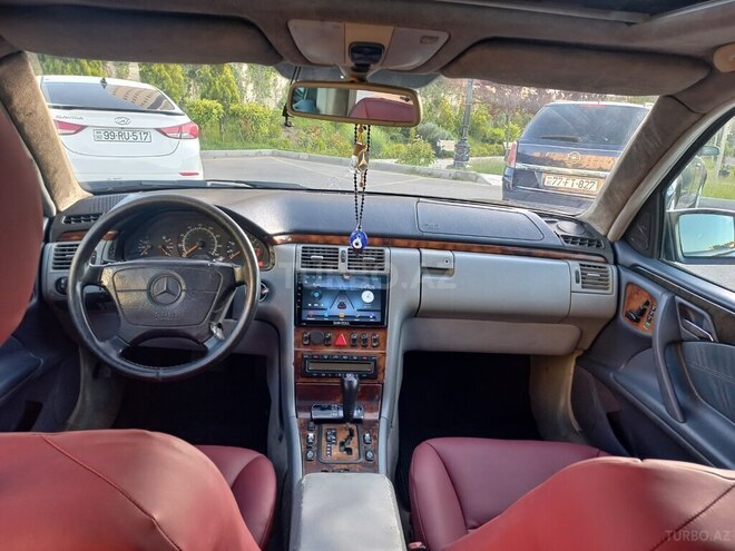 Mercedes E 320 1999, 325,800 km - 3.2 l - Bakı