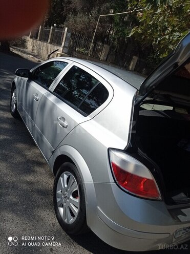 Opel Astra 2006, 180,000 km - 1.4 l - Bakı