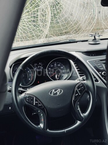 Hyundai Elantra 2015, 119,000 km - 1.8 l - Bakı