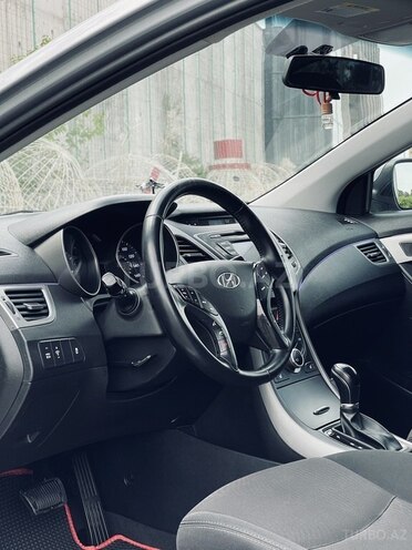 Hyundai Elantra 2015, 119,000 km - 1.8 l - Bakı