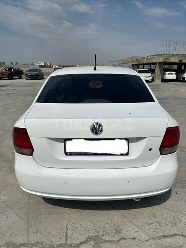 Volkswagen Polo 2013, 252,000 km - 1.6 l - Bakı