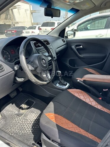 Volkswagen Polo 2013, 252,000 km - 1.6 l - Bakı