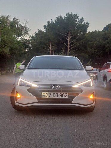Hyundai Avante 2020, 105,000 km - 1.6 л - Bakı