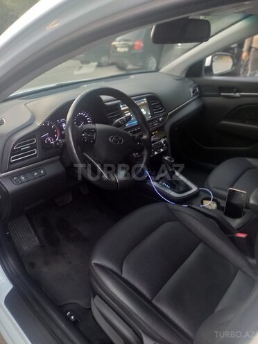 Hyundai Avante 2020, 105,000 km - 1.6 л - Bakı