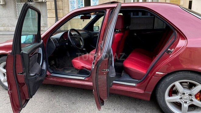 Mercedes C 240 1999, 253,800 km - 2.4 л - Sumqayıt