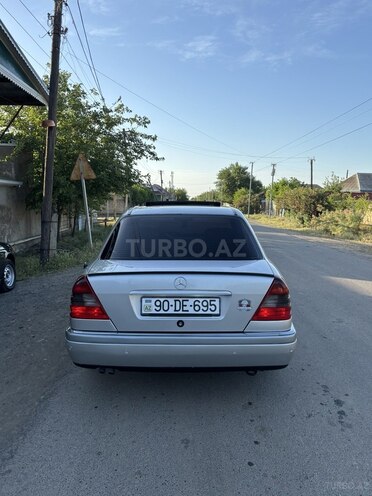 Mercedes C 220 1995, 425,586 km - 2.2 л - Biləsuvar