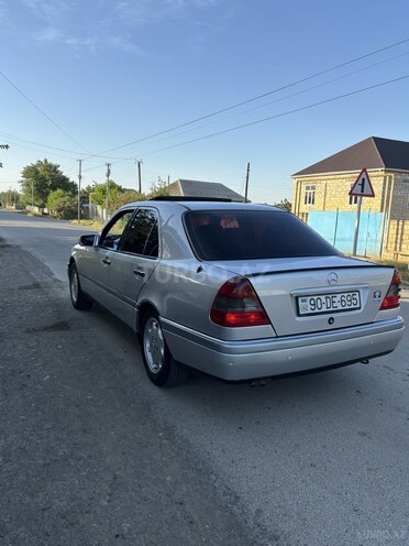 Mercedes C 220 1995, 425,586 km - 2.2 л - Biləsuvar