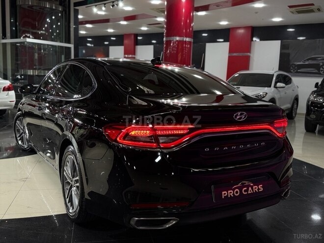 Hyundai Grandeur 2017, 176,000 km - 2.2 л - Bakı