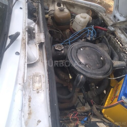 LADA (VAZ) 2106 1989, 14,800 km - 1.5 l - Salyan