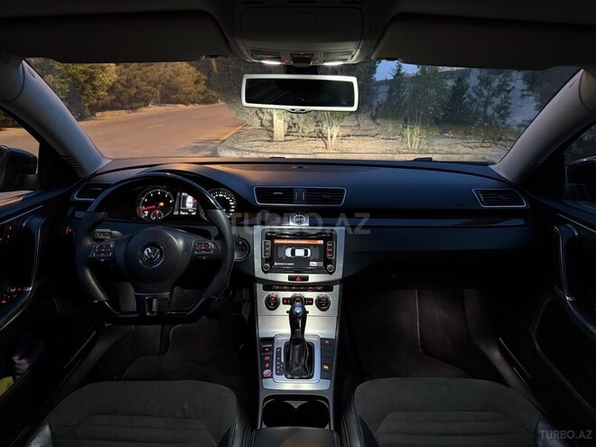 Volkswagen Passat 2014, 237,000 km - 1.8 л - Bakı