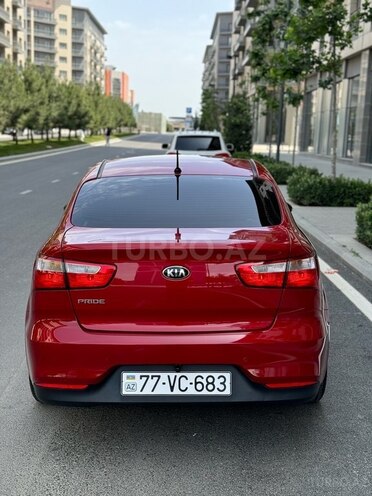 Kia Pride-2