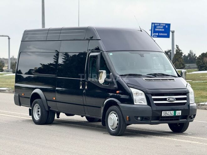 Ford Transit-6