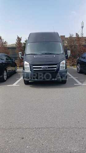 Ford Transit-2