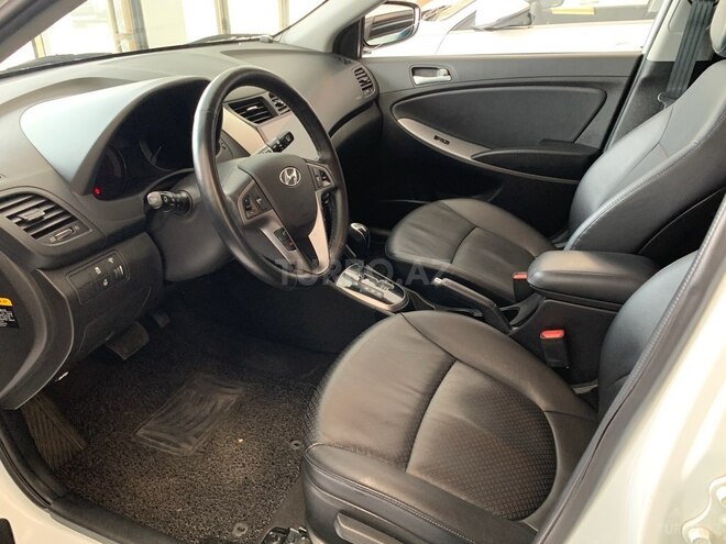 Hyundai Accent 2015, 129,500 km - 1.4 l - Bakı