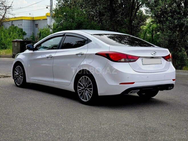 Hyundai Avante 2014, 186,000 km - 1.6 л - Bakı