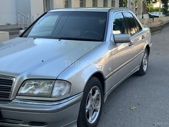 Mercedes C 200 1999, 260,000 km - 2.0 л - Beyləqan