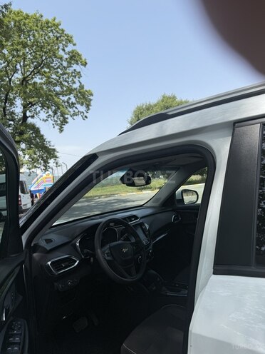 Chevrolet TrailBlazer 2021, 23,000 km - 1.3 l - Masallı