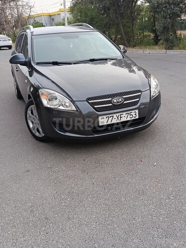 Kia  2008, 212,000 km - 1.4 l - Bakı