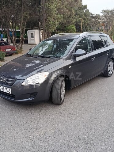 Kia  2008, 212,000 km - 1.4 l - Bakı