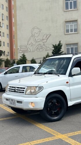 Mitsubishi Pajero io 1999, 344,000 km - 1.8 l - Bakı