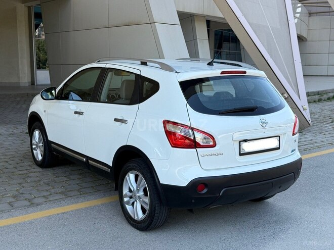 Nissan Qashqai 2013, 74,300 km - 2.0 l - Bakı