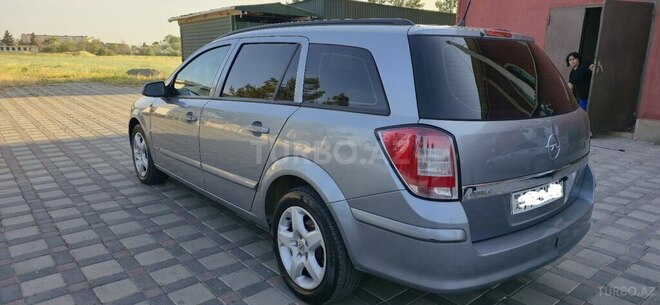 Opel Astra 2005, 310,000 km - 1.9 l - Bakı