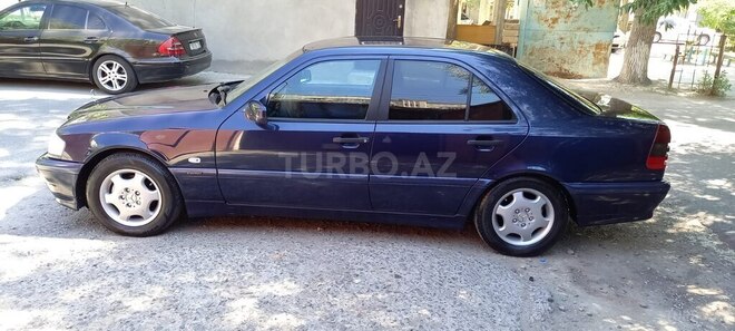 Mercedes C 200 1999, 262,000 km - 2.0 л - Bakı